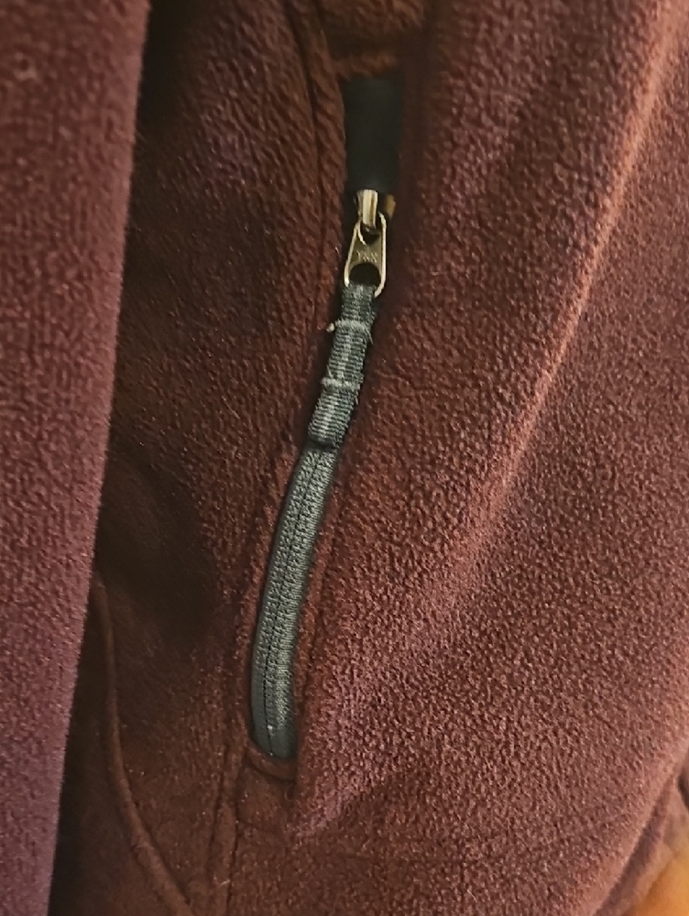 Vintage REI Women's Burgundy Full-Zip Polertec Jacket - Picture 5 of 16